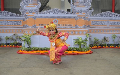 HARI TERAKHIR LOMBA EKSTERNAL MENAMPILKAN 4 JENIS PERLOMBAAN, LOMBA TARI CONDONG, TARI JAUK KERAS, POSTER DAN VLOG